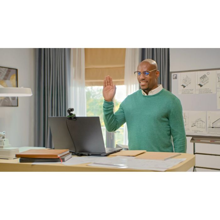 Webcam Insta360 Link/ Seguimiento de IA/ Control por gestos/ 3840 x 2160 4K UHD