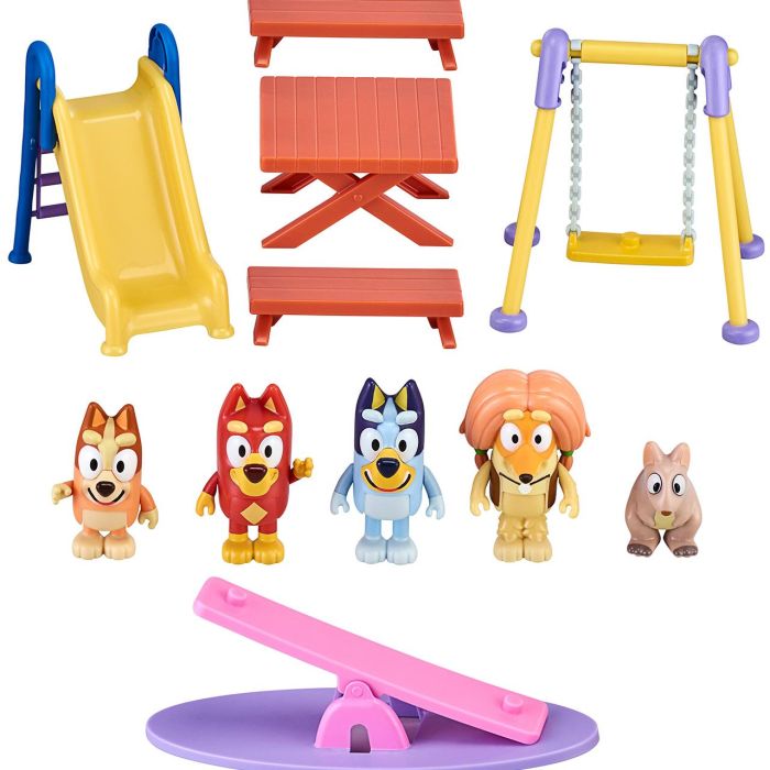 MOOSE 17136 Playset Bluey con 5 Figuras, Accesorios de Parque: Columpio, Tobogán, Balancín y Mesa Picnic - Edad +3 años 2