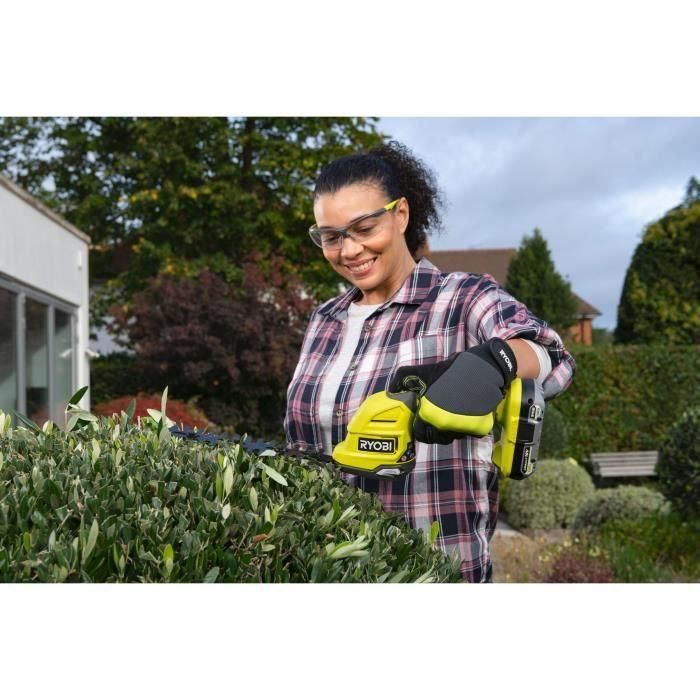 Ryobi RY18GSA-0 Tijera para césped y escultor de plantas 18V con batería litio+ 2.0 Ah, cargador 1.5 A y estuche de almacenamiento 5 Ryobi RY18GSA-0 Tijera para césped y escultor de plantas 18V con batería litio+ 2.0 Ah, cargador 1.5 A y estuche de almacenamiento 5