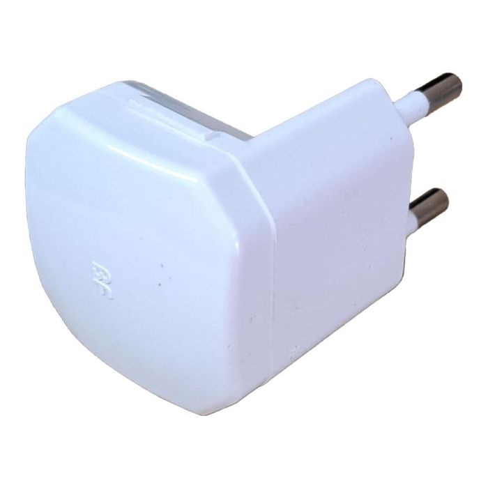 Clavija 2p 10 a 250 v acodada 90° blanco (retractilado) 1 Clavija 2p 10 a 250 v acodada 90° blanco (retractilado) 1