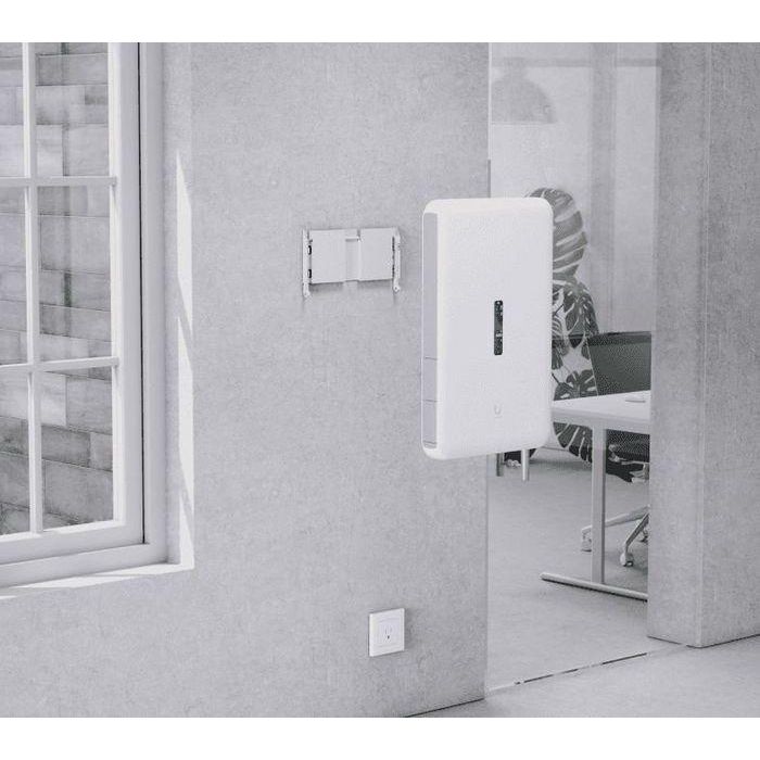 Ubiquiti UniFi Cloud Gateway con AP WiFi 6 Integrado, Switch PoE, CPU Quad-Core, 4GB RAM y Soporte UniFi para Pared 4