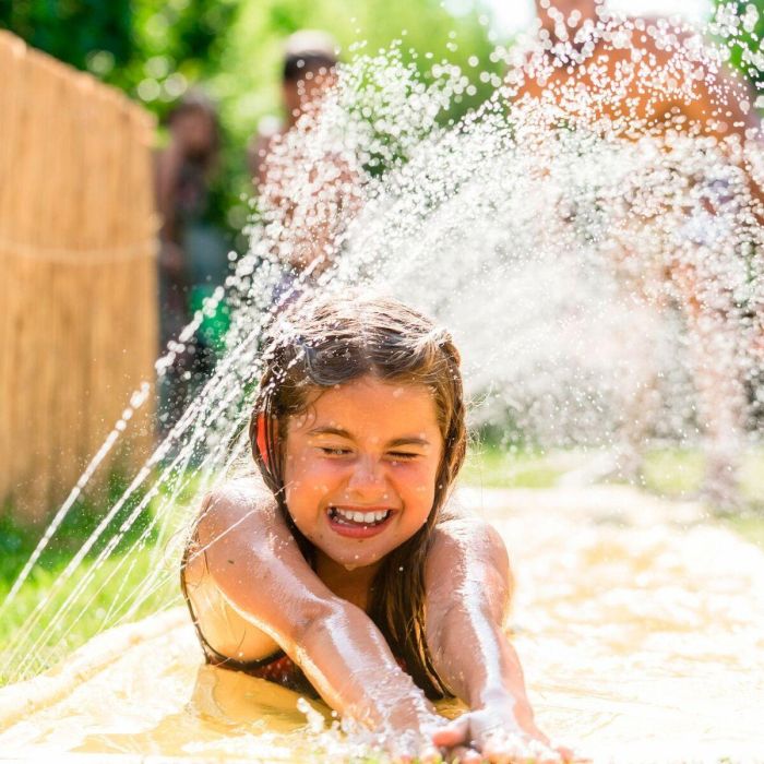 Tobogán de Agua Wham-O 74 x 12 x 550 cm 4 Unidades 1 Tobogán de Agua Wham-O 74 x 12 x 550 cm 4 Unidades 1