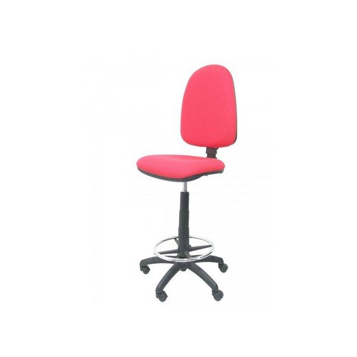 Taburete Piqueras Y Crespo Ayna Ergonomico Mecanismo De Contacto Permanente Regulable En Altura Y Aro Reposapies Asiento Y Respaldo Tapizados Bali Rojo