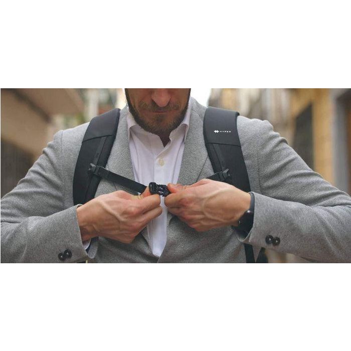 Hyper HyperPack Pro Mochila con Localizador Apple Find My, 22L, Resistente Agua Cordura, Antirrobo para Profesional 15