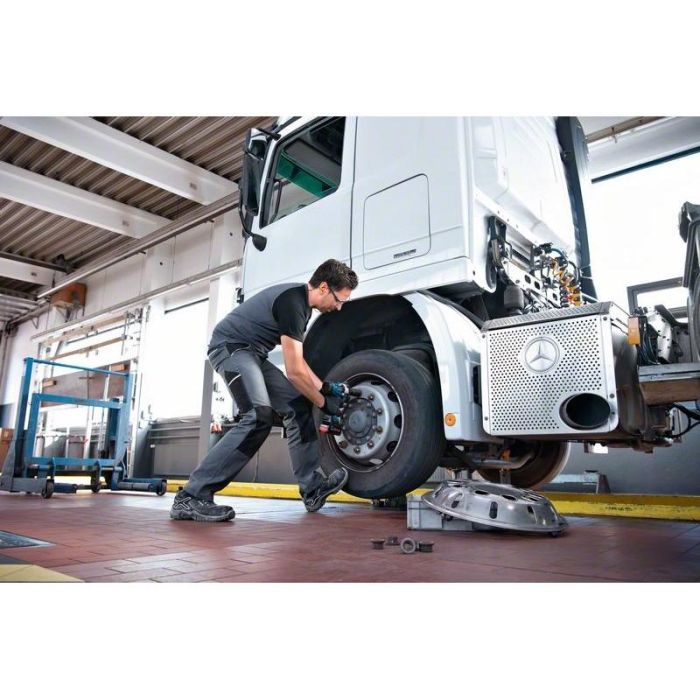 Bosch GDS 18V-1050 H Akku-Drehschlagschrauber 2