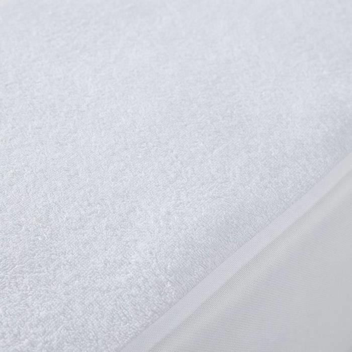 Today TOD3574641009151 Protector de Colchón Impermeable 160x200cm 2 Today TOD3574641009151 Protector de Colchón Impermeable 160x200cm 2