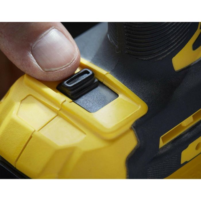 Stanley Fatmax Atornillador de Impacto SFMCF820D2K-QW Brushless Litio 18V 190 Nm 2 Baterías 2Ah 12