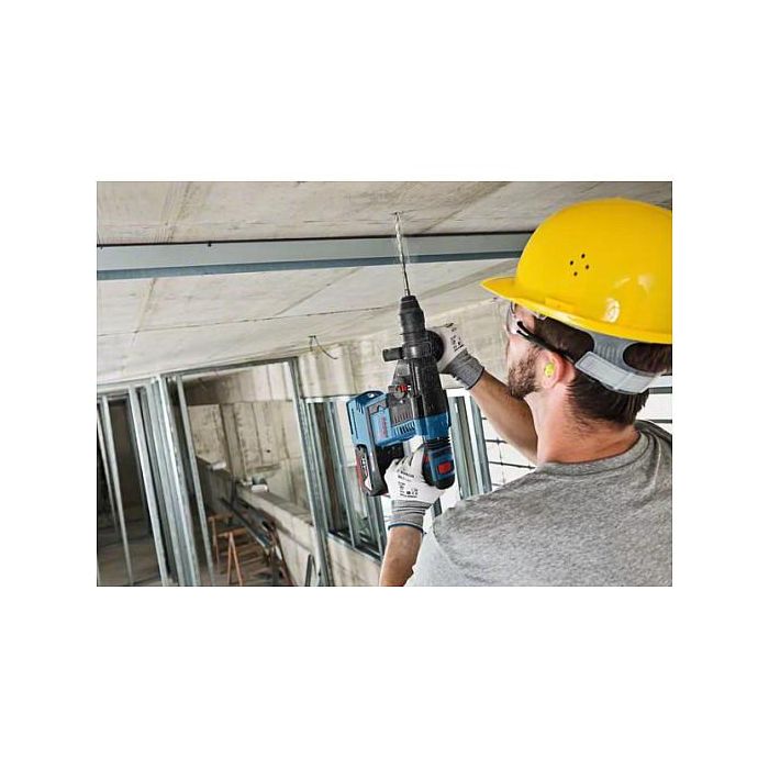 Bosch Taladro Percutor GBH 18V-26 F SDS Plus Profesional con Motor Brushless, Energía de Impacto 2.6J, 18V, Incluye 2 Baterías 5.5Ah y Maletín GAL 1880CV GD1 6