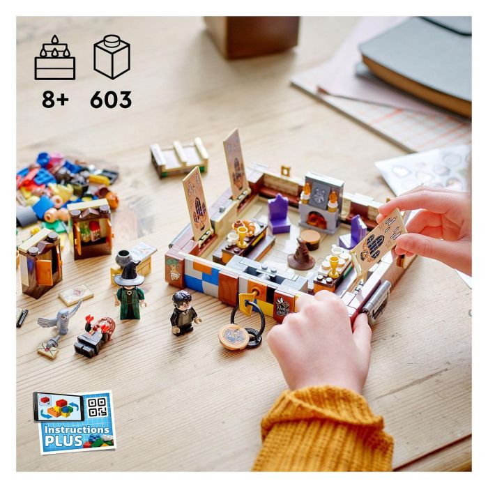 LEGO Harry Potter Hogwarts Magical Trunk 76399 - Juego de Construcción de 603 Piezas con Baúl Mágico, para Niños de 8 Años o Más 7