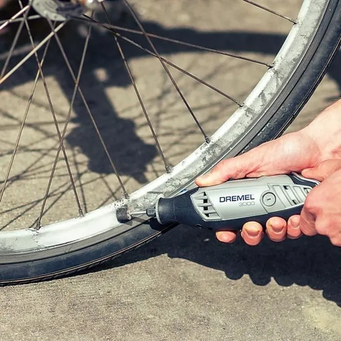 Dremel 684 Kit de limpieza y pulido de 20 piezas con estuche y bandeja extraíble 2