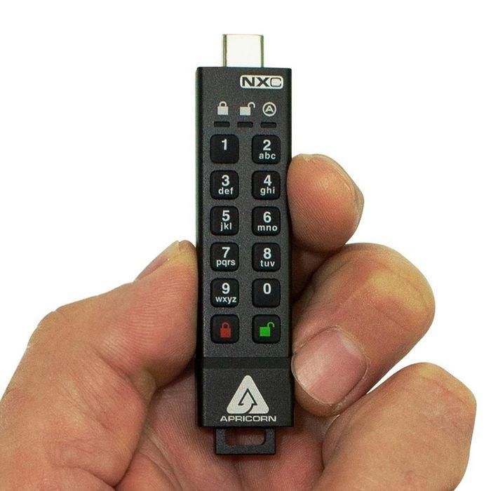Apricorn 16GB, USB 3.2 gen1, 256-bit AES XTS, FIPS 140-2, IP68 5 Apricorn 16GB, USB 3.2 gen1, 256-bit AES XTS, FIPS 140-2, IP68 5