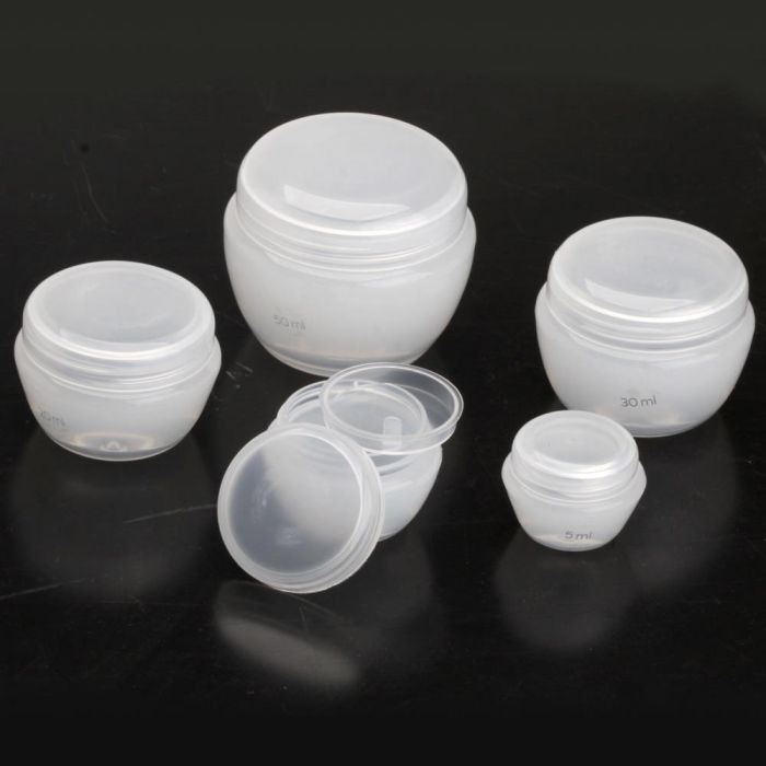 Cosmetic Club Juego De 5 Botes Para Maquillaje - 5 ml, 10 ml, 20 ml, 30 ml y 50 ml Cosmetic Club Juego De 5 Botes Para Maquillaje - 5 ml, 10 ml, 20 ml, 30 ml y 50 ml