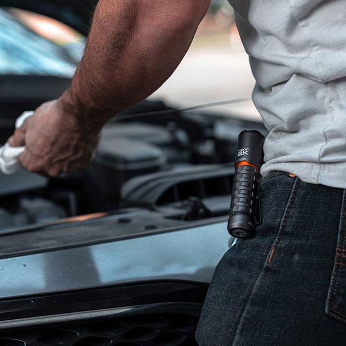 Linterna LED recargable Nebo Torchy 2K 2000 Lm Compacta 6