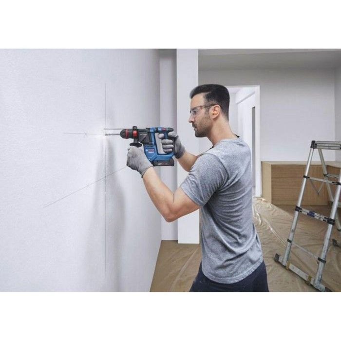 Bosch GBH 18V-18 X Taladro Percutor 18V 2Ah Inalámbrico con Control KickBack 1 Bosch GBH 18V-18 X Taladro Percutor 18V 2Ah Inalámbrico con Control KickBack 1