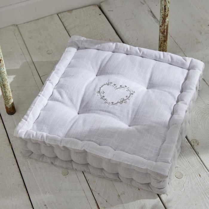 Cojín de suelo - HOY - CHARME - Slub x Chambray x Bordado Constance - 40 x 40 x 10 cm Cojín de suelo - HOY - CHARME - Slub x Chambray x Bordado Constance - 40 x 40 x 10 cm