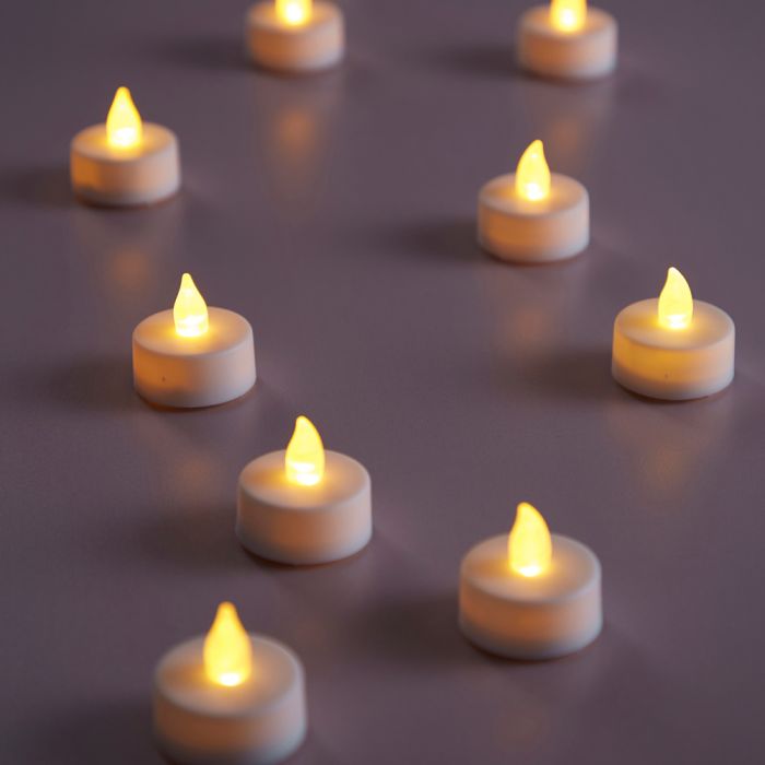 Velas de té con led 20 pcs. blanco day 4