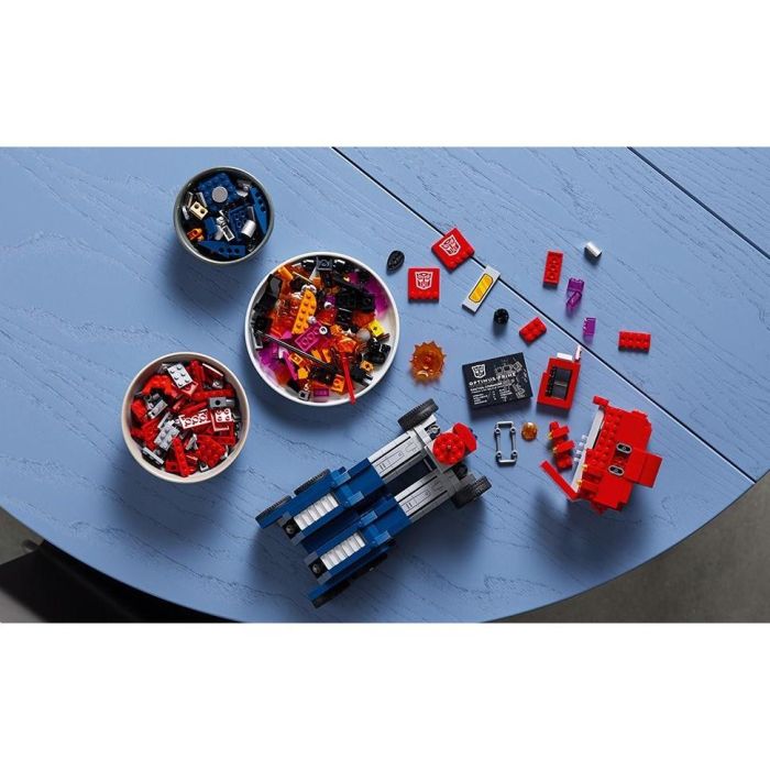 LEGO 10302 Icons Optimus Prime Transformers Modelo Detallado Robot Autobot 2 en 1 Transformable de Robot a Camión 5