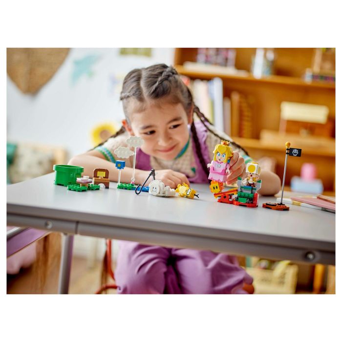 Lego Super Mario 71441 Las Aventuras de Peach Juguete Interactivo