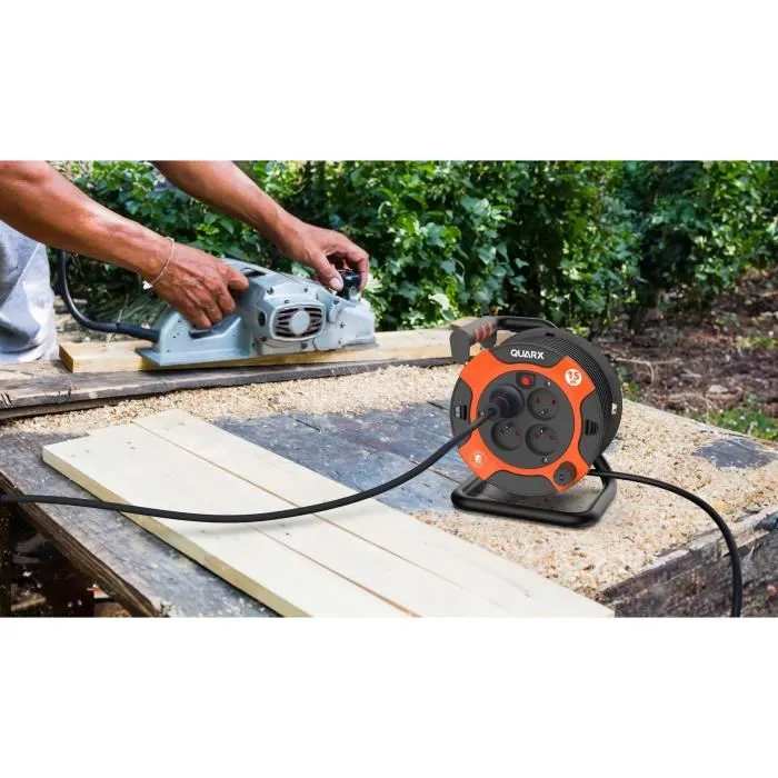 Quarx QUA1719190980885 Enrollador de Cable Bricolaje 15 m, H05VV-F 3G1,5 mm², Disyuntor Térmico 1