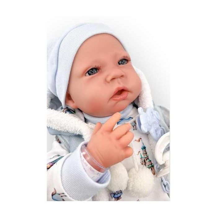 Reborn pijama blanco gorro azul mecanismo pulsador lloro ref: 18400-24 50 cm 2 Reborn pijama blanco gorro azul mecanismo pulsador lloro ref: 18400-24 50 cm 2