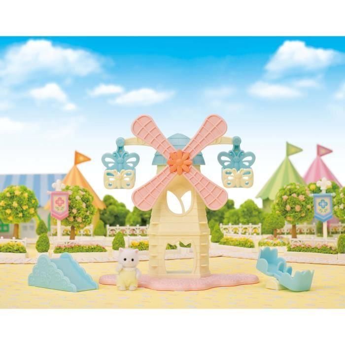Sylvanian Families Molino de Viento de los Bebés con Tobogán, Columpio y Góndolas Giratorias - Set de Juego Infantil 2