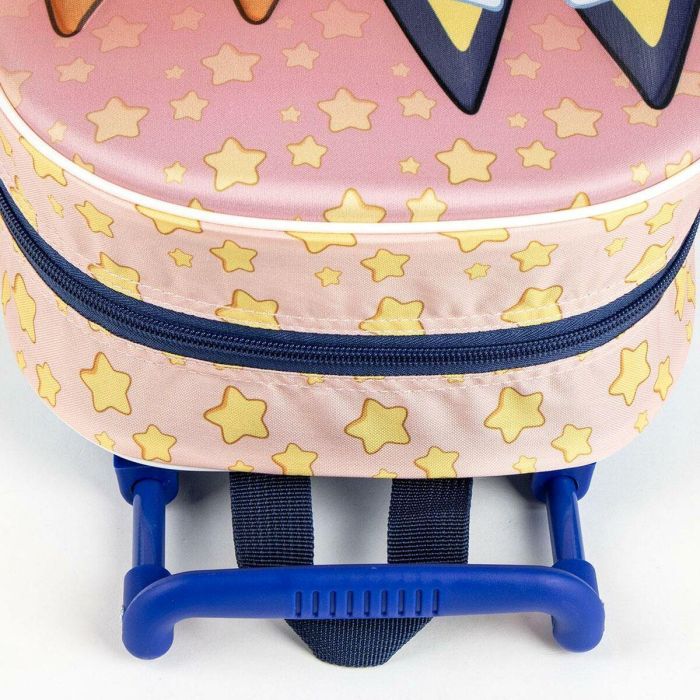 Cerdá Mochila Escolar Infantil Trolley 3D Bluey con Ruedas 25 x 31 x 10 cm para Niños +3 Años 8 Cerdá Mochila Escolar Infantil Trolley 3D Bluey con Ruedas 25 x 31 x 10 cm para Niños +3 Años 8