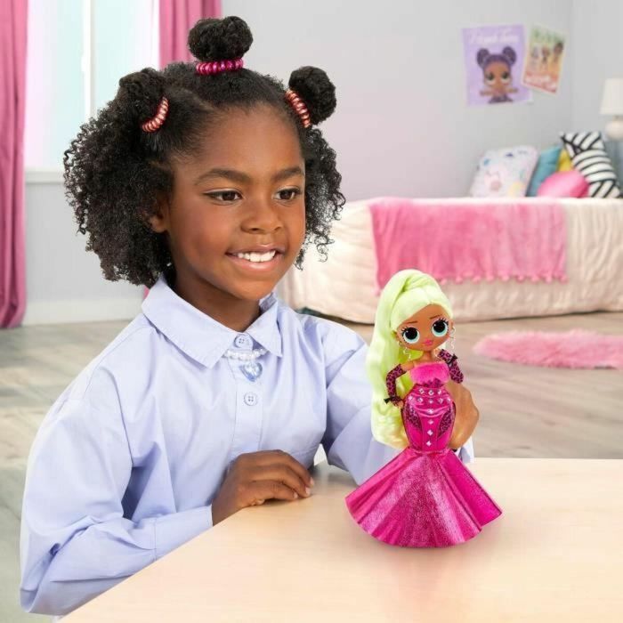 LOL Surprise OMG - Muñeca Fashion 24 cm - Lady Diva - 2 conjuntos con peine y complementos - A partir de 4 años 2 LOL Surprise OMG - Muñeca Fashion 24 cm - Lady Diva - 2 conjuntos con peine y complementos - A partir de 4 años 2