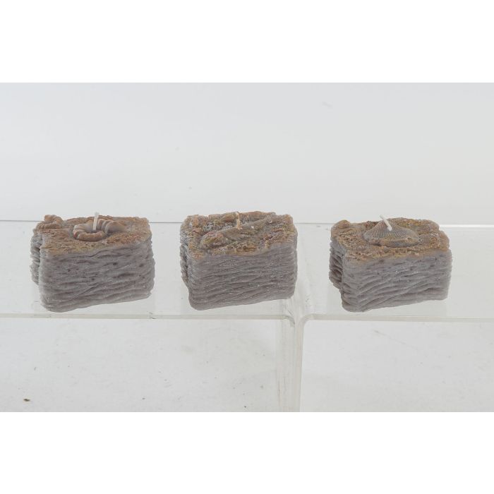 DKD Home Decor Vela Mediterraneo de Cera Gris Ambar 7.4x4.6x8 cm 0.17 kg (24 Unidades)