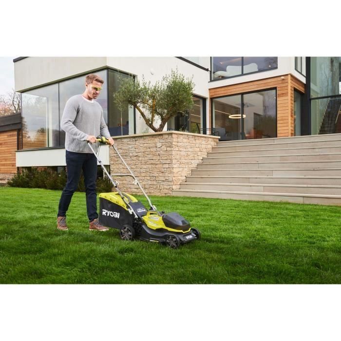 Ryobi RY18LMX37A-150 Cortacésped Inalámbrico sin escobillas 18V LithiumPlus 37cm con Batería 5.0 Ah y Cargador Rápido 1
