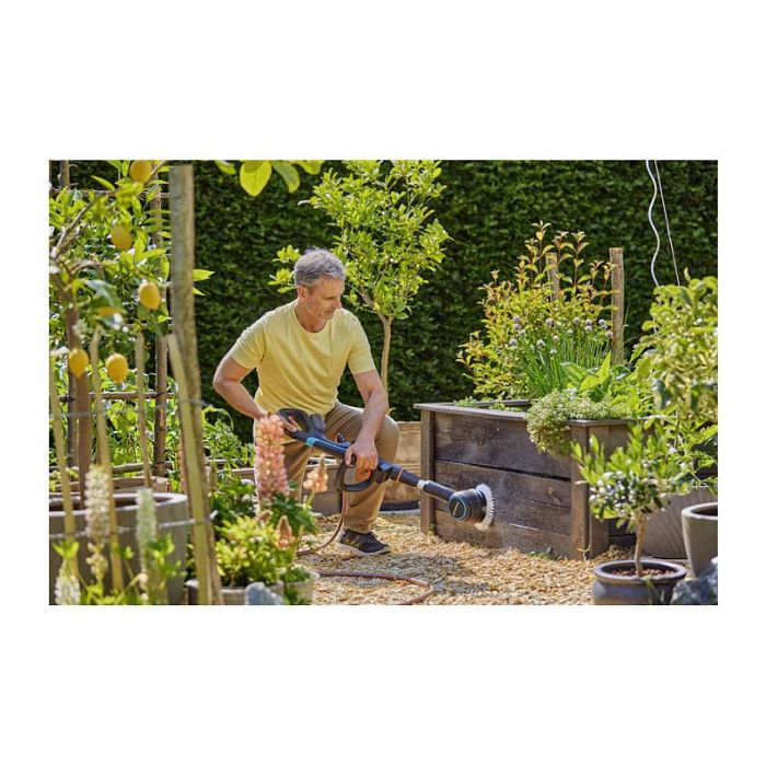 Gardena Akku-Multi-Rein AquaBr Univ 04 P4A Set 2.5Ah/18V Limpiador de Batería 18V 2.5Ah