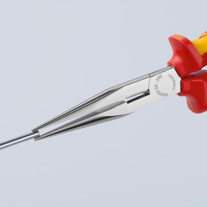 Knipex Alicates de Boca Cigüeña Recto 200mm con filos de corte, mangos aislados VDE, cromado/rojo/amarillo 206g 200x56x19 mm Knipex Alicates de Boca Cigüeña Recto 200mm con filos de corte, mangos aislados VDE, cromado/rojo/amarillo 206g 200x56x19 mm
