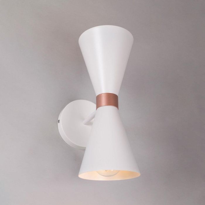 SKD-W1009 Aplique de Pared Kosice con diseño retro y elegante para bombilla LED E27. Ideal para comedor, dormitorio, sala de estar.