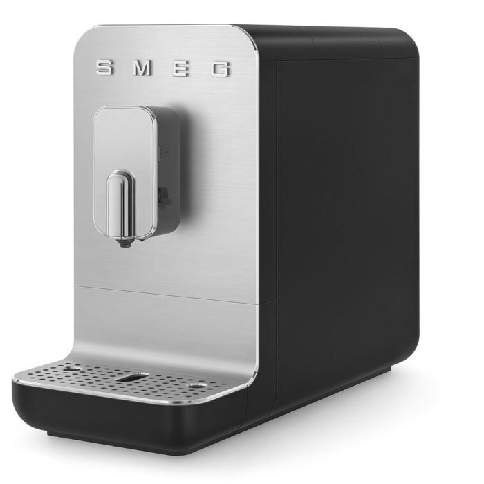 Smeg BCC13BLMEU Cafetera Superautomática Negra 3
