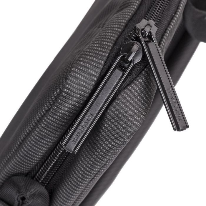 RIVACASE 8730 NB Tasche Tivoli 15.6" gris 2