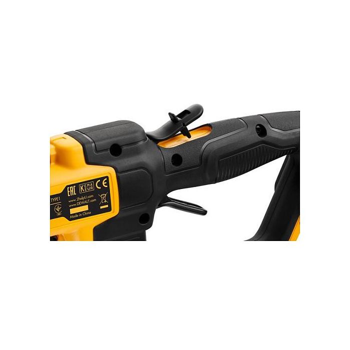 DeWALT DCMPH566N-XJ Tijera de Poda de Altura a Batería 18V, Corte 2.5 cm 2800 spm, Longitud 55 cm, 5 Ah, Negro/Amarillo 1 DeWALT DCMPH566N-XJ Tijera de Poda de Altura a Batería 18V, Corte 2.5 cm 2800 spm, Longitud 55 cm, 5 Ah, Negro/Amarillo 1