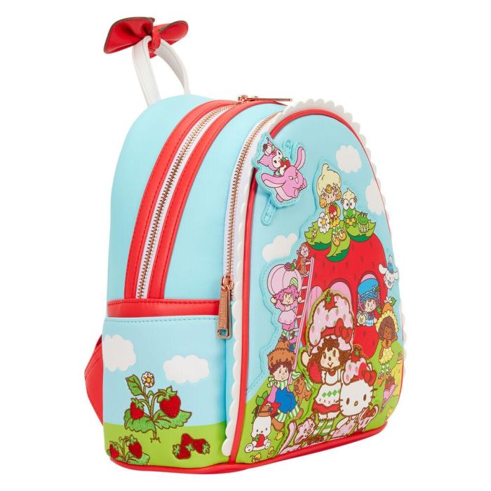 Loungefly Mochila Shortcake Scented Hello Kitty & Friends x Strawberry de Piel Sintética con Aroma a Fresa 22,8x26,6x11,4cm 2 Loungefly Mochila Shortcake Scented Hello Kitty & Friends x Strawberry de Piel Sintética con Aroma a Fresa 22,8x26,6x11,4cm 2