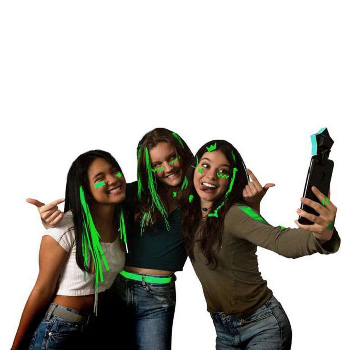 Juego Let's Glow Studio Famosa 4 Juego Let's Glow Studio Famosa 4