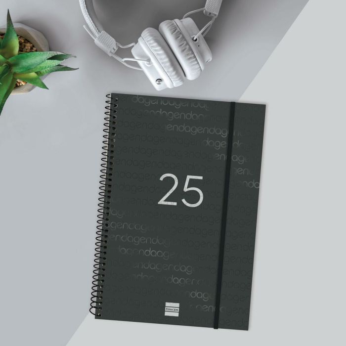 Agenda Finocam YEAR Negro 16,5 x 24,2 cm 2025 5