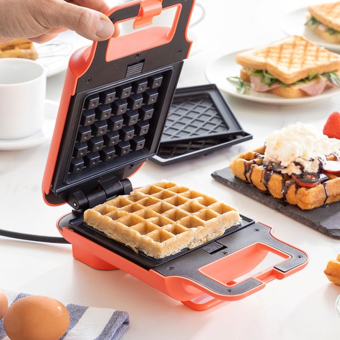 Gofrera y Sandwichera 2 en 1 con Recetas Wafflicher InnovaGoods Negro Rojo 600 W Reacondicionado A Bixoto