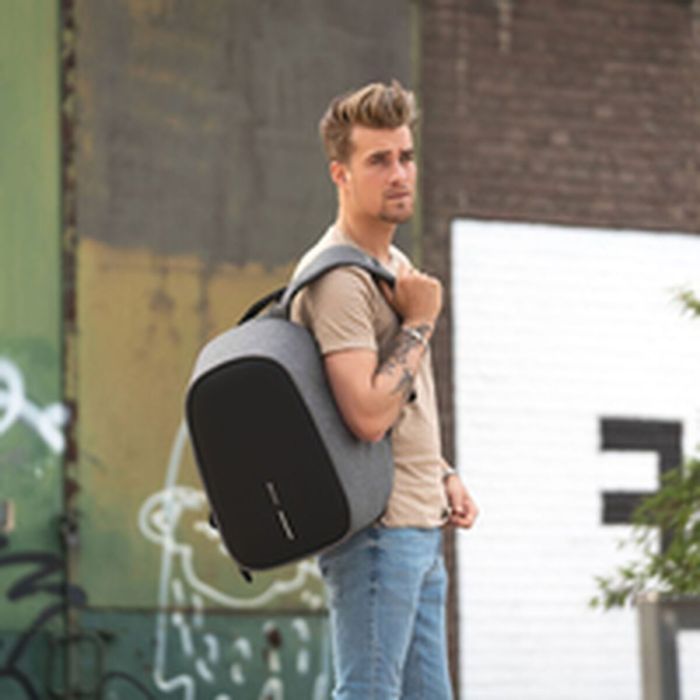 Mochila Antirrobo XD Design Bobby Hero Regular Gris 3 Mochila Antirrobo XD Design Bobby Hero Regular Gris 3