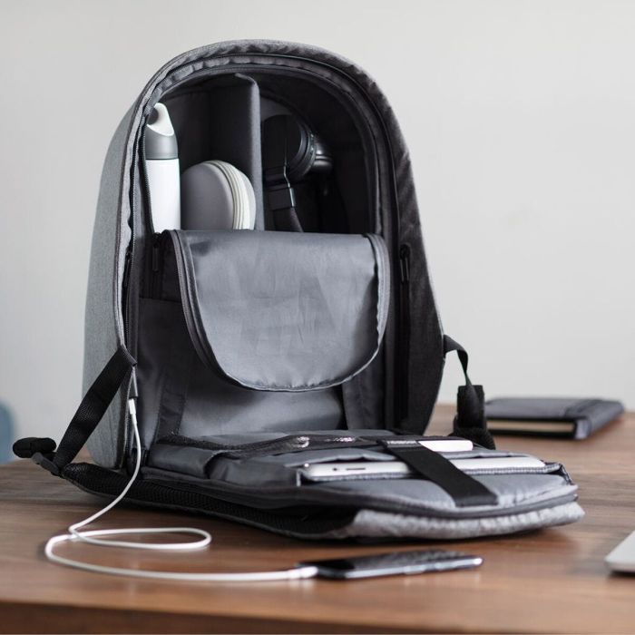 Mochila Antirrobo XD Design Bobby Hero Regular Gris 2 Mochila Antirrobo XD Design Bobby Hero Regular Gris 2