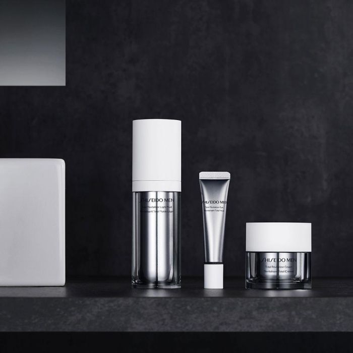 Shiseido Men Total Revitalizer Eye Contorno de Ojos Anti Ojeras y Bolsas 15 ml 3
