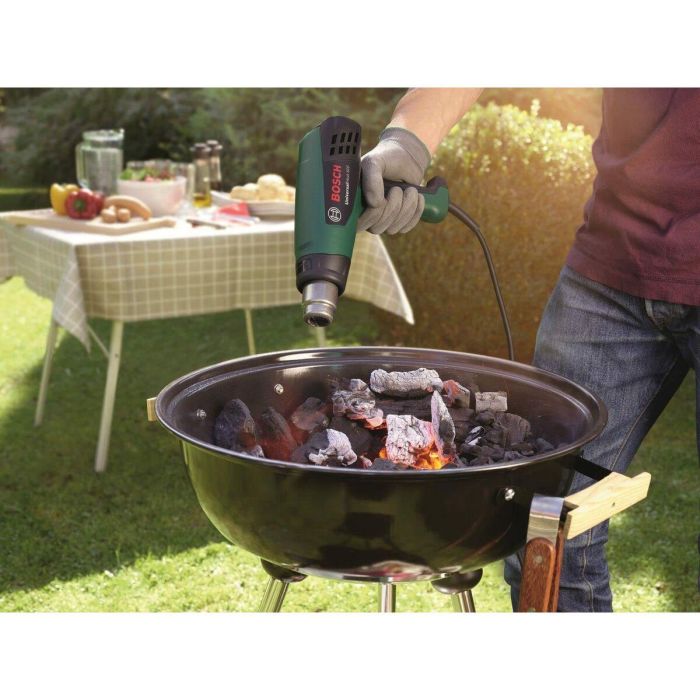 Bosch Universal Heat 600 Pistola de calor con 2 boquillas adicionales, escudo térmico extraíble y calentamiento rápido 1 Bosch Universal Heat 600 Pistola de calor con 2 boquillas adicionales, escudo térmico extraíble y calentamiento rápido 1