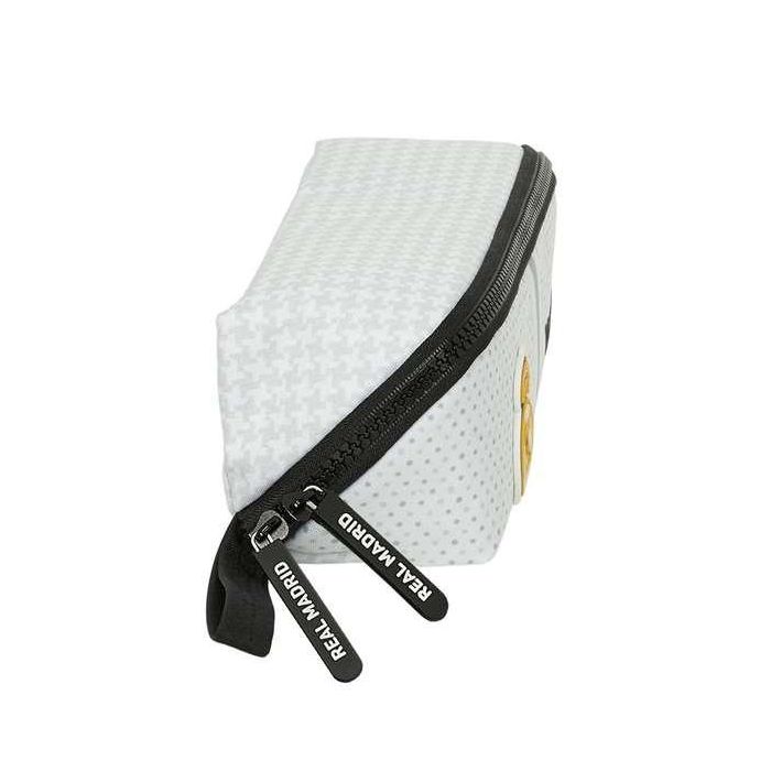 Bolso Escolar Portatodo Safta Cuadrado Grande Real Madrid 1 Equipacion 24-25 80x200x80 mm 2 Bolso Escolar Portatodo Safta Cuadrado Grande Real Madrid 1 Equipacion 24-25 80x200x80 mm 2