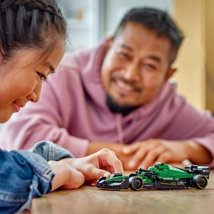 Juego de construccion coche de carreras aston martin aramco formula 1 amr24 lego speed champions 4
