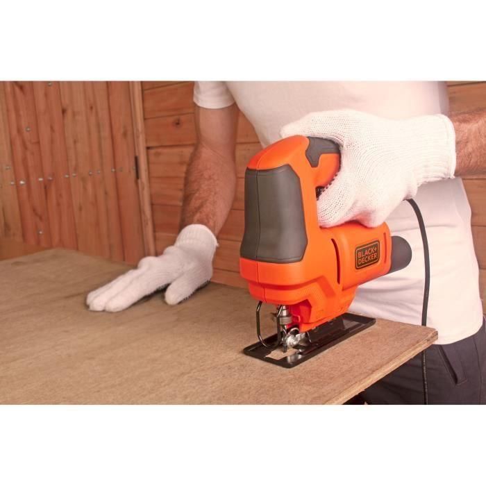 Sierra de calar de 400 W - 3000 rpm, recorrido de 18 mm, hoja en T, capacidad de corte madera 65 mm / acero 6 mm / aluminio 10 mm - BLACK+DECKER 1 Sierra de calar de 400 W - 3000 rpm, recorrido de 18 mm, hoja en T, capacidad de corte madera 65 mm / acero 6 mm / aluminio 10 mm - BLACK+DECKER 1