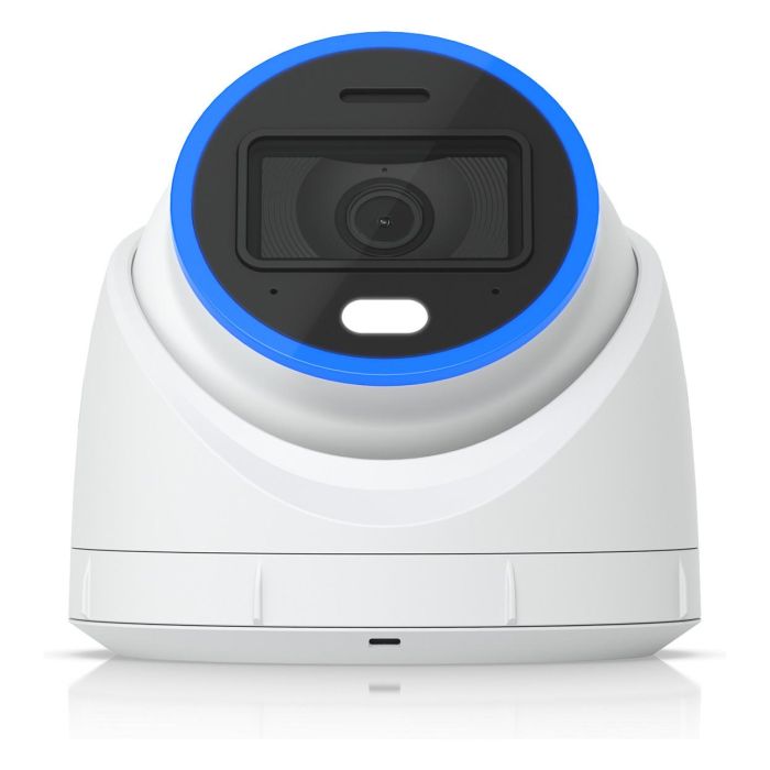 Ubiquiti Cámara Turret 4K 8MP IP66 IK08 PoE+ con LED IR Visibles - Resolución 3840 x 2160 3