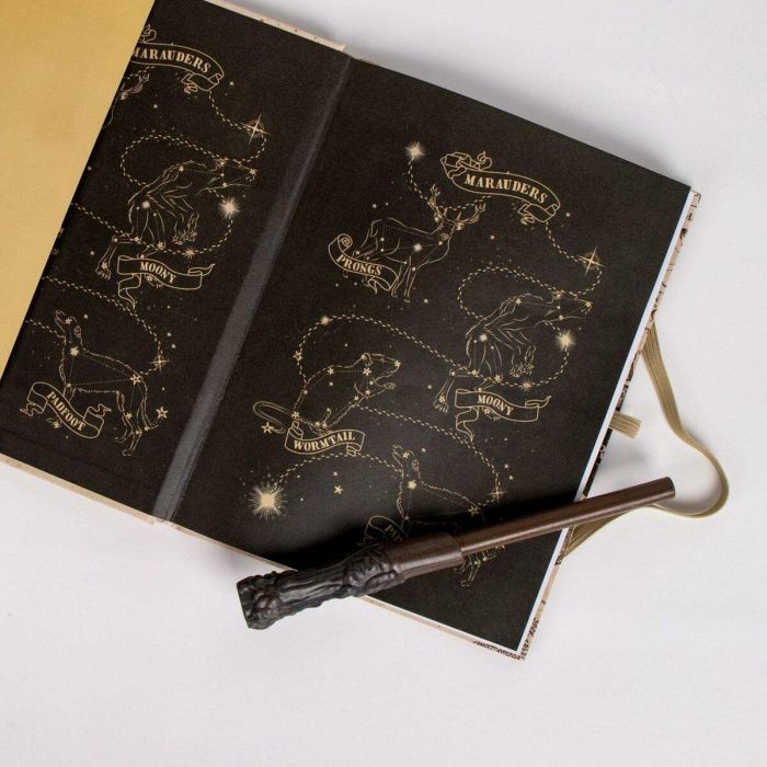 Set de papelería luces harry potter 25.5 x 22.0 x 25.0 cm 4 Set de papelería luces harry potter 25.5 x 22.0 x 25.0 cm 4