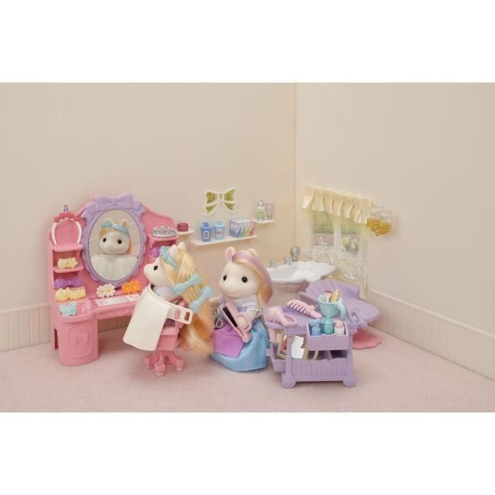 Sylvanian Families Mamá Poni - Set de Muñeca y Kit de Peinado con Carrito de Accesorios para Crear Peinados y Estilos Únicos (17 Piezas) 4
