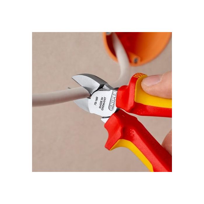 KNIPEX Seitenschneider mit Befestigungsse 3 KNIPEX Seitenschneider mit Befestigungsse 3